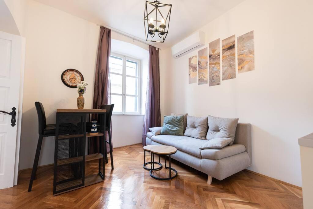 Throne Of Dubrovnik Apartment 1 ภายนอก รูปภาพ