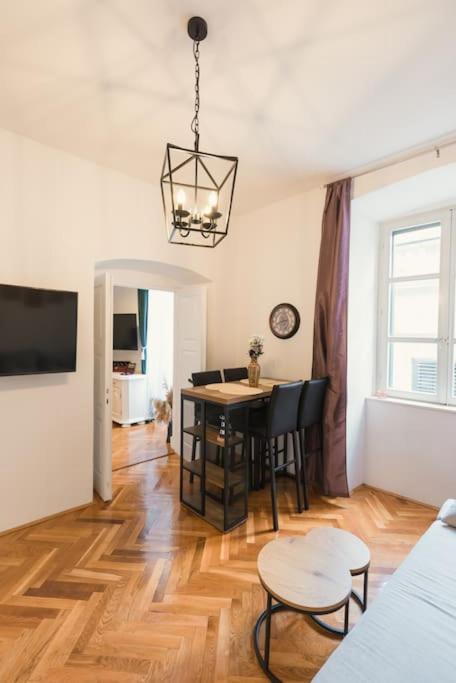 Throne Of Dubrovnik Apartment 1 ภายนอก รูปภาพ